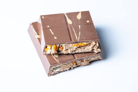 Peanut Butter & Pretzel Brittle Bar
