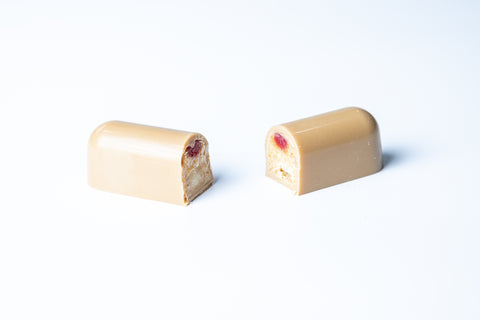 Raspberry Macadamia Snack Bar