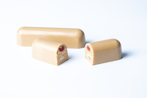 Raspberry Macadamia Snack Bar